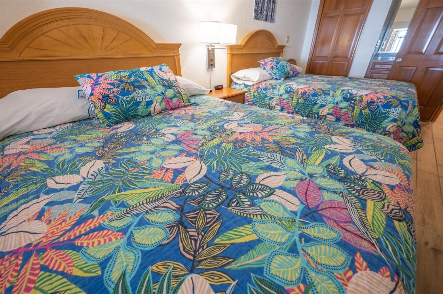 New Remodeled Direct Oceanfront Views Beach Cove マートルビーチ エクステリア 写真